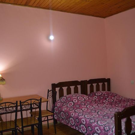 Vintage House 19 Century Apartment Тбилиси Екстериор снимка