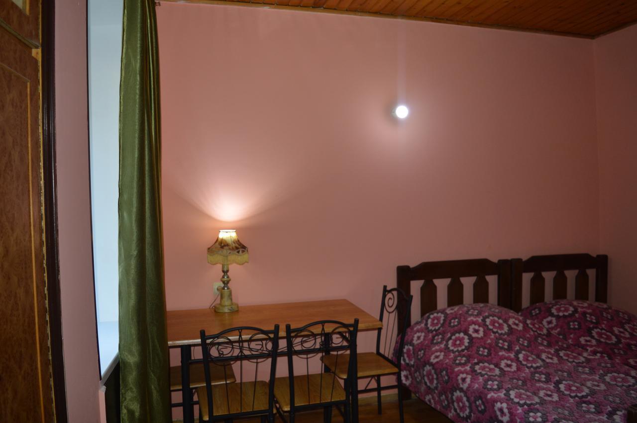 Vintage House 19 Century Apartment Тбилиси Екстериор снимка